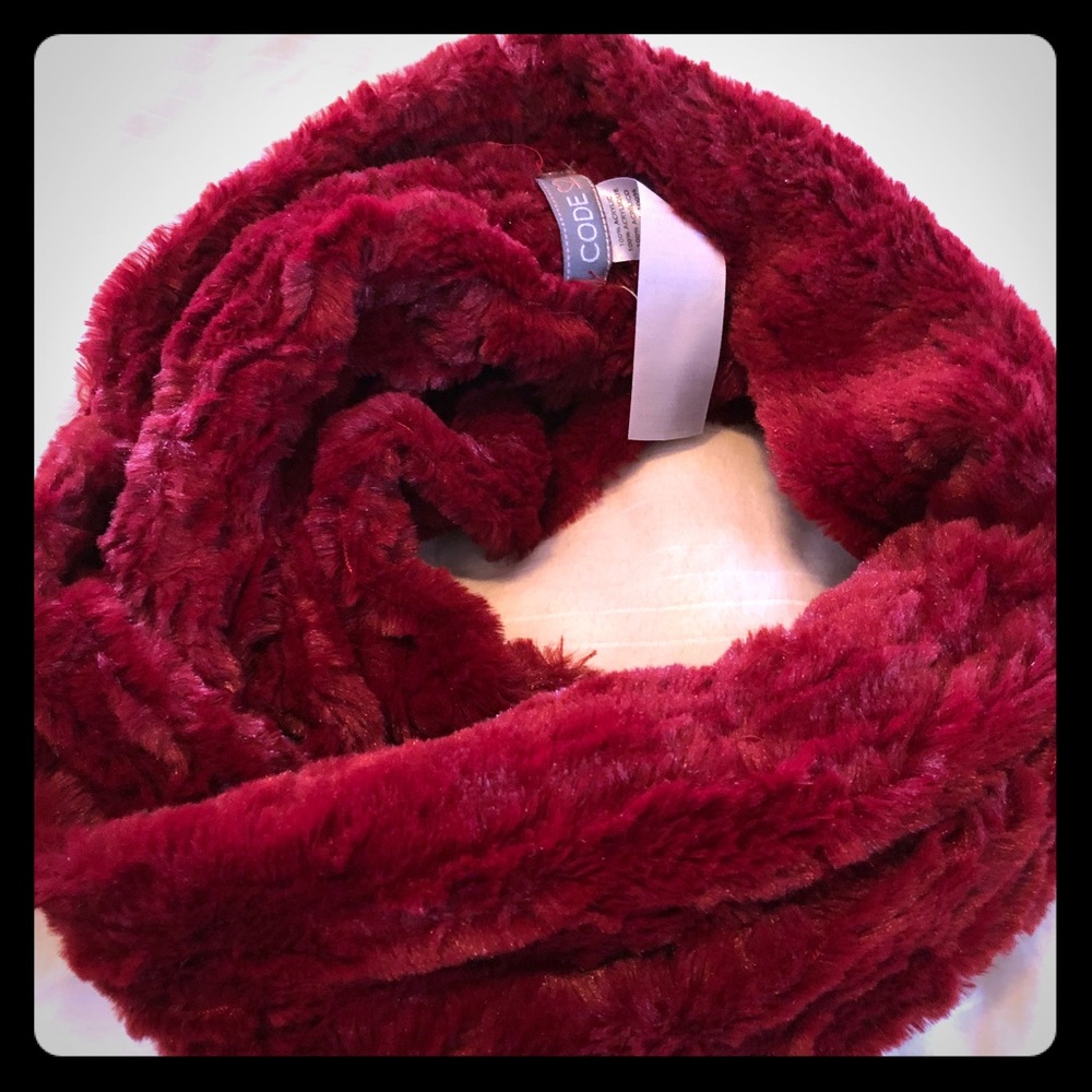 Infinity scarf